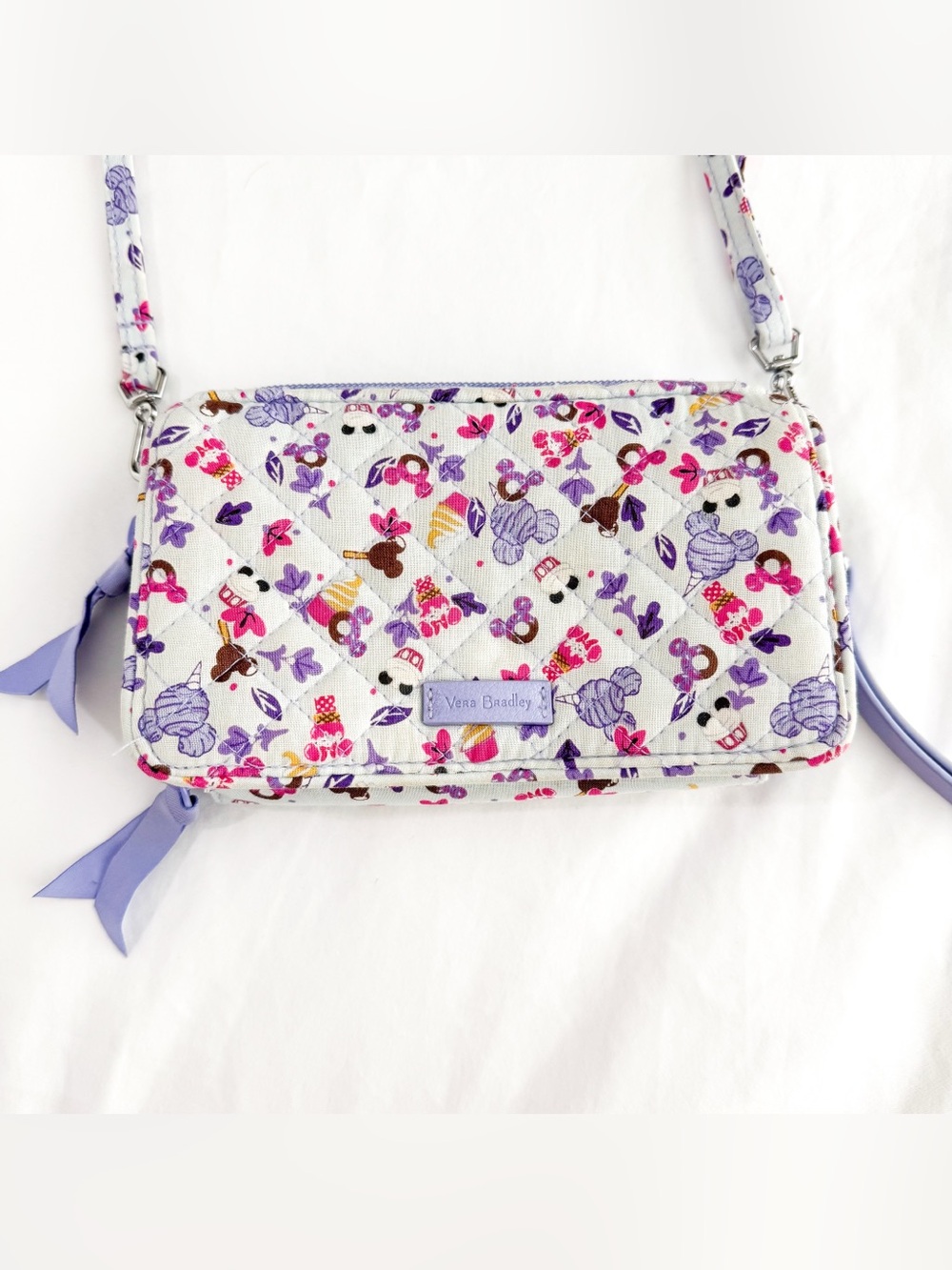 Disney Vera Bradley RFID All in One Crossbody Purse Sweet Treat Ditsy